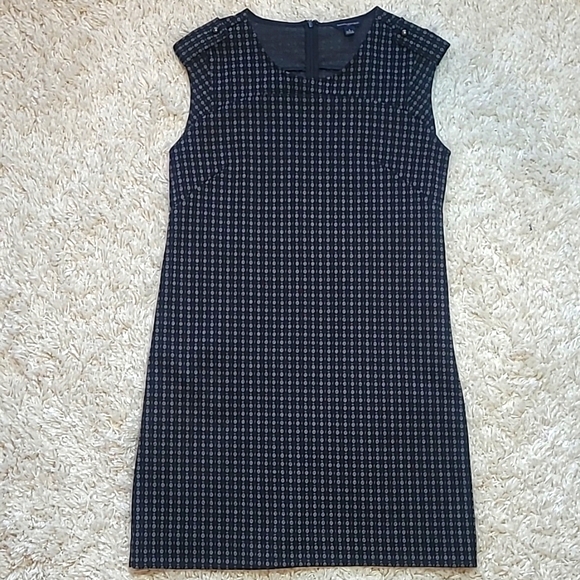Banana Republic Dresses & Skirts - Banana Republic Black & Grey Geometric Knit Shift Dress Women's Size 6
